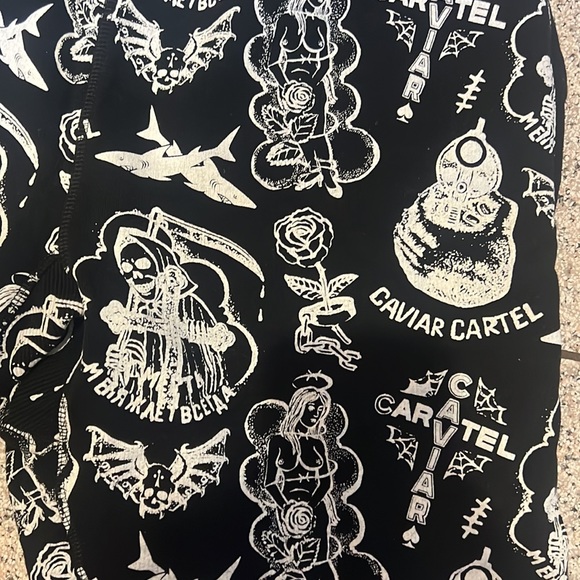 Caviar Cartel shorts Sz L - Picture 3 of 6